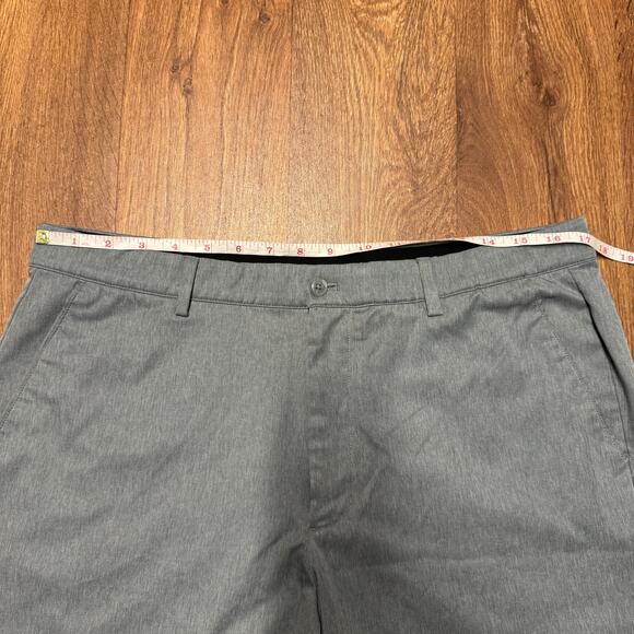 Greg Norman Mens Gray Golf Shorts Dry Fit Performance Size 36 Inseam 9" - Picture 9 of 10